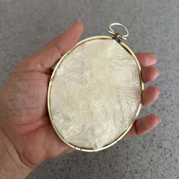 Lot 2 vintage handmade gold tone embroidery hoop Crewel bird decor Nature - Picture 3 of 4